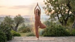 6 Yoga Poses: Gradually Improve Posture and Spinal Alignment